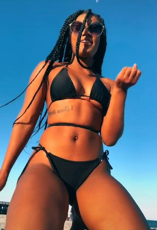 Desirable Aanaejha Jordan in Black Bikini