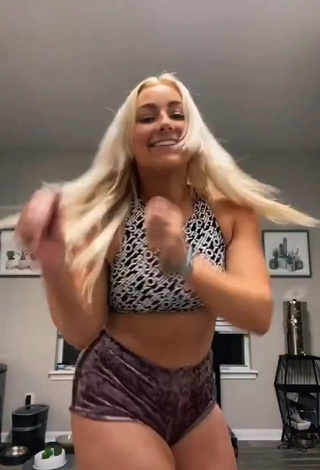 Hot Alexandria Knight in Crop Top