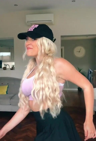 Hot Molly Marsh Shows Cleavage in Pink Crop Top and Bouncing Tits