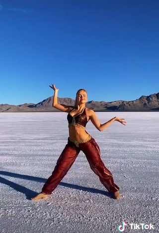 4. Sexy Altasweet in Brown Crop Top while doing Belly Dance