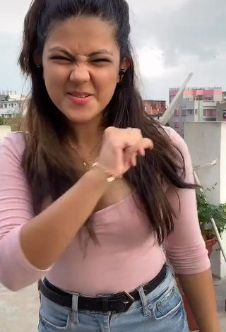 1. Sexy Aneesah Ukani in Pink Bodysuit