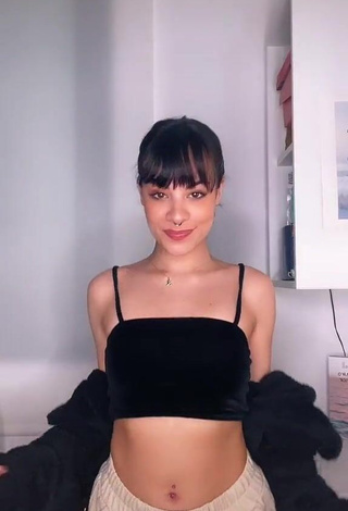 1. Amazing Aida Martorell in Hot Black Crop Top