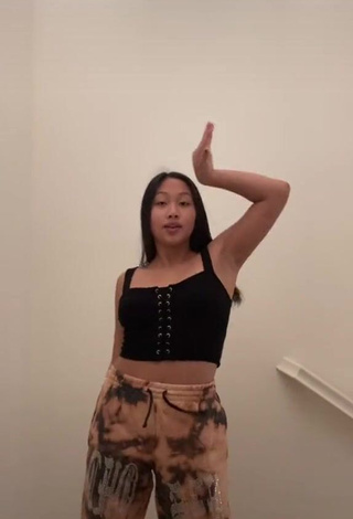 4. Cute Anneston Pisayavong in Black Crop Top and Bouncing Boobs