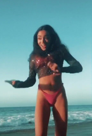 1. Hot Avani Gregg in Pink Bikini in the Sea