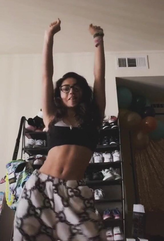 4. Sexy Avani Gregg in Black Crop Top and Bouncing Boobs