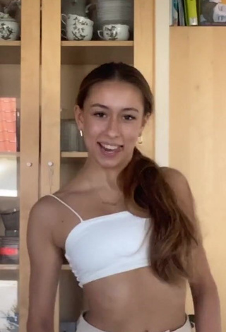 Sexy Belina Bellwood in White Crop Top