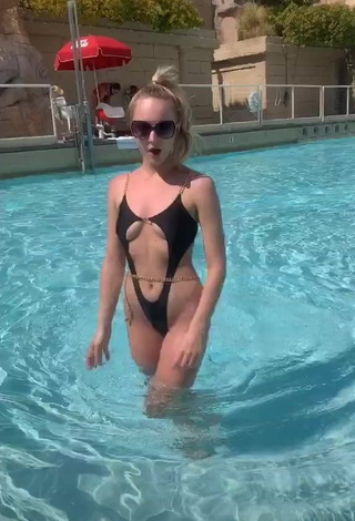 4. Hot Brianna Paige in Black Swimsuit at the Swimming Pool (Underboob)