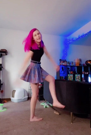 1. Hot Brooklyn Jade in Skirt