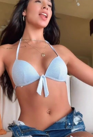 4. Hottie Alexia García in Blue Bikini Top