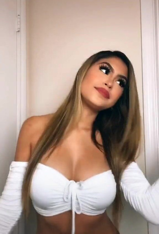 Dazzling Desiree Montoya Shows Cleavage in Inviting White Crop Top