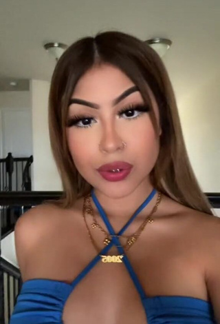 1. Desiree Montoya Shows her Nice Cleavage