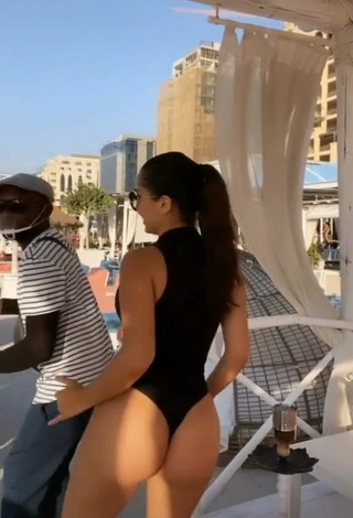 3. Really Cute Franjomar Shows Butt