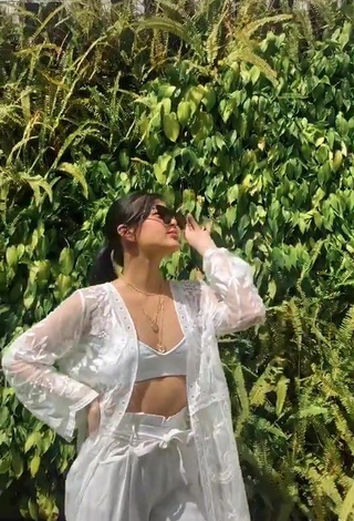 1. Hot Gabbi Garcia in White Crop Top