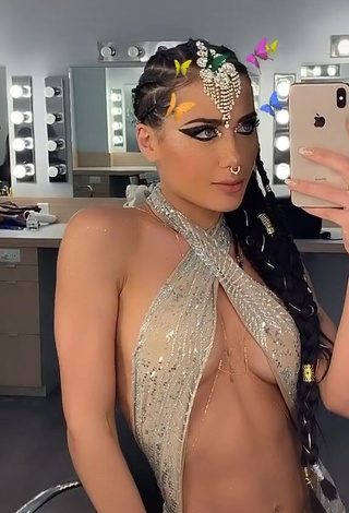 4. Hot Georgina Mazzeo in Silver Dress (Side Boob)