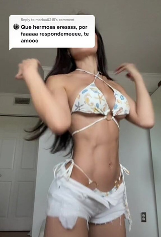 1. Magnificent Georgina Mazzeo Shows Cleavage in Bikini (Underboob)