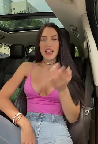 1. Hot Georgina Mazzeo Shows Cleavage in Pink Top