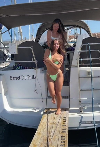 3. Hottest Isabelli Brunelli in Bikini on a Boat