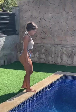 Isabelli Brunelli in Sexy Bikini at the Pool