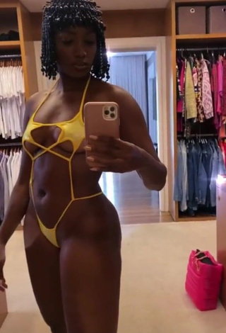 4. Hot Iza in Yellow Swimsuit (Underboob)