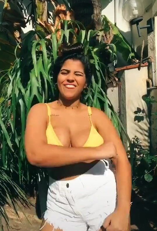 Julia Antunes Looks Seductive in Yellow Bikini Top and Bouncing Big Boobs