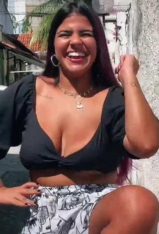 Cute Julia Antunes Shows Cleavage in Black Crop Top