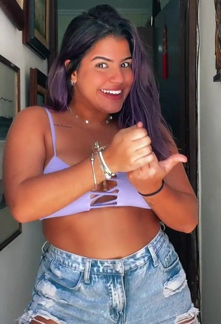 1. Really Cute Julia Antunes Shows Cleavage in Purple Crop Top