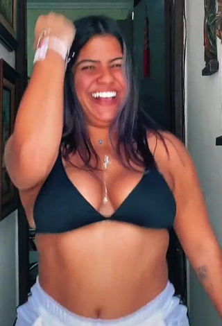 4. Julia Antunes Looks Beautiful in Black Bikini Top and Bouncing Tits