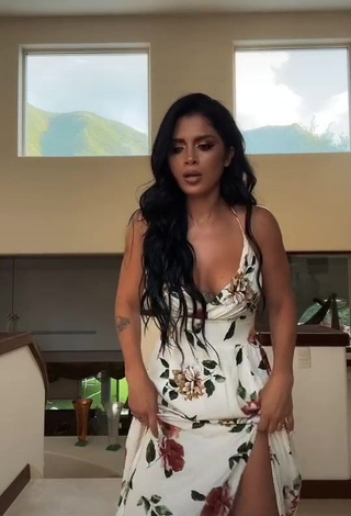 4. Beautiful Kimberly Flores Shows Cleavage in Sexy Floral Dress