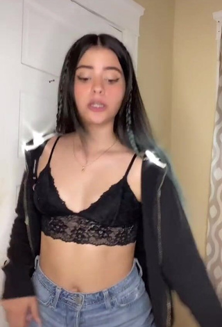 Sexy Leidy Riascos in Black Crop Top