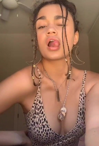 1. Hot Madison Bailey Shows Cleavage in Leopard Top