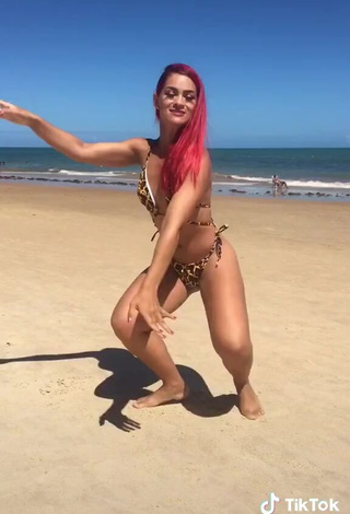 4. Mayca Delduque Looks Cute in Leopard Bikini at the Beach