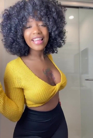 3. Beautiful Mikeila Jones in Sexy Crop Top and Bouncing Breasts