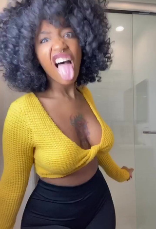 4. Beautiful Mikeila Jones in Sexy Crop Top and Bouncing Breasts