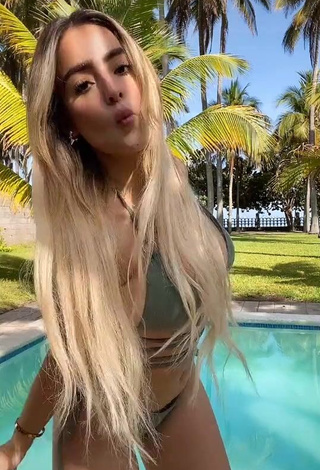 1. Alluring Nicolle Figueroa in Erotic Olive Bikini at the Pool and Bouncing Breasts
