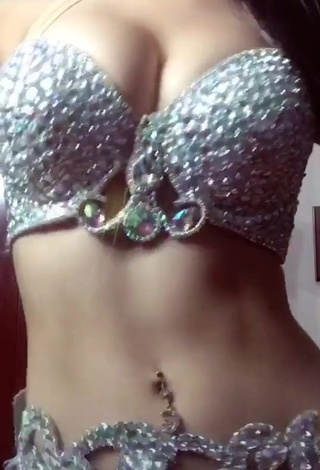 1. Desirable Ónice Flores Shows Cleavage in Silver Bra while doing Belly Dance