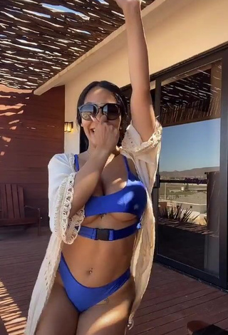 3. Hot Pao Castillo Shows Cleavage in Blue Bikini and Bouncing Big Breasts (Underboob)