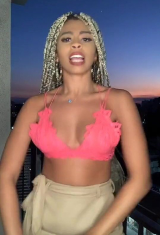 3. Sweetie Ramana Borba Shows Cleavage in Pink Crop Top on the Balcony