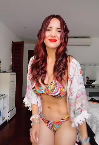 3. Sweet Rosángela Espinoza Shows Cleavage in Cute Bikini