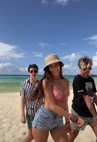 Hot María Sabina Hidalgo Paño Shows Cleavage in Pink Bikini Top at the Beach