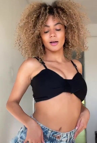 Desirable Sandra Costa in Black Crop Top and Bouncing Boobs