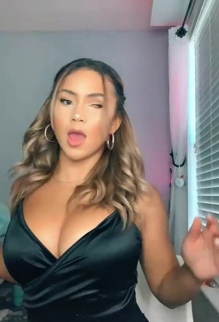 3. Hot Shayla Marie Shows Cleavage in Black Dress