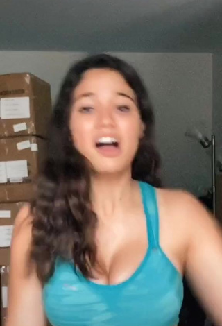 4. Hot Sofia Gomez Shows Cleavage in Blue Sport Bra and Bouncing Big Boobs