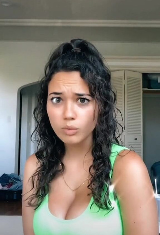 1. Amazing Sofia Gomez Shows Cleavage in Hot Green Top and Bouncing Big Boobs