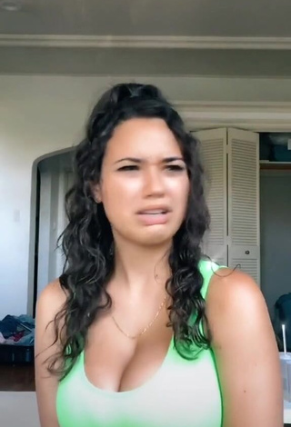 3. Amazing Sofia Gomez Shows Cleavage in Hot Green Top and Bouncing Big Boobs