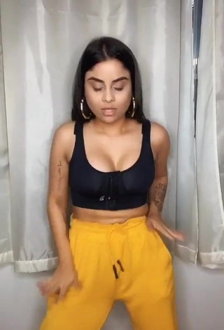 1. Beautiful Tati Nunes Shows Cleavage in Sexy Black Crop Top and Bouncing Boobs