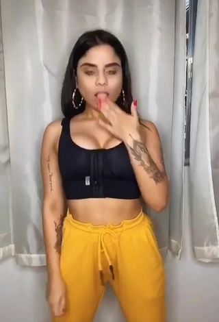 Beautiful Tati Nunes Shows Cleavage in Sexy Black Crop Top and Bouncing Boobs