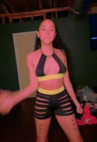 1. Hot Lilliane Diomi Shows Cleavage in Crop Top while Twerking and Bouncing Tits