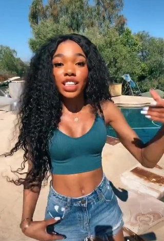 3. Amazing Teala Dunn in Hot Turquoise Crop Top at the Pool