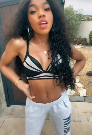 1. Desirable Teala Dunn Shows Cleavage in Sport Bra