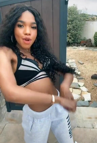 3. Desirable Teala Dunn Shows Cleavage in Sport Bra